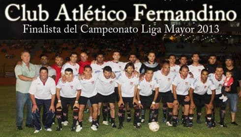 Plantel de Atlético Fernandino en 2013.