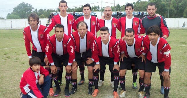 Plantel de Atlético Fernandino en 2013.