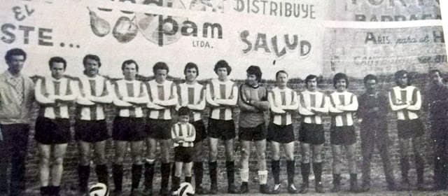 Plantel de Atlético Fernandino en la década de 1970.